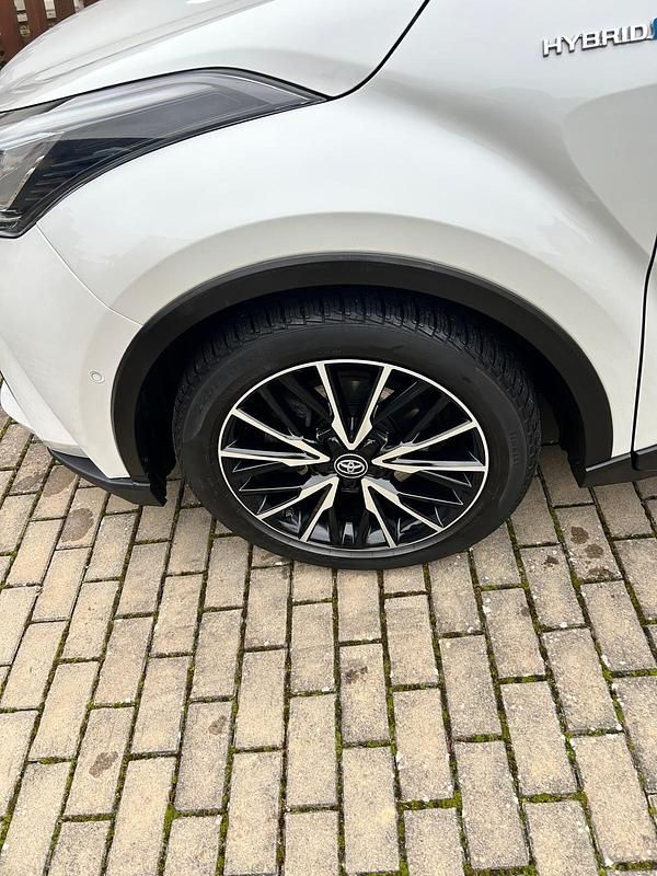 Gebraucht Toyota C-HR 152 PS (111 kW) 2020 Weiß SUV