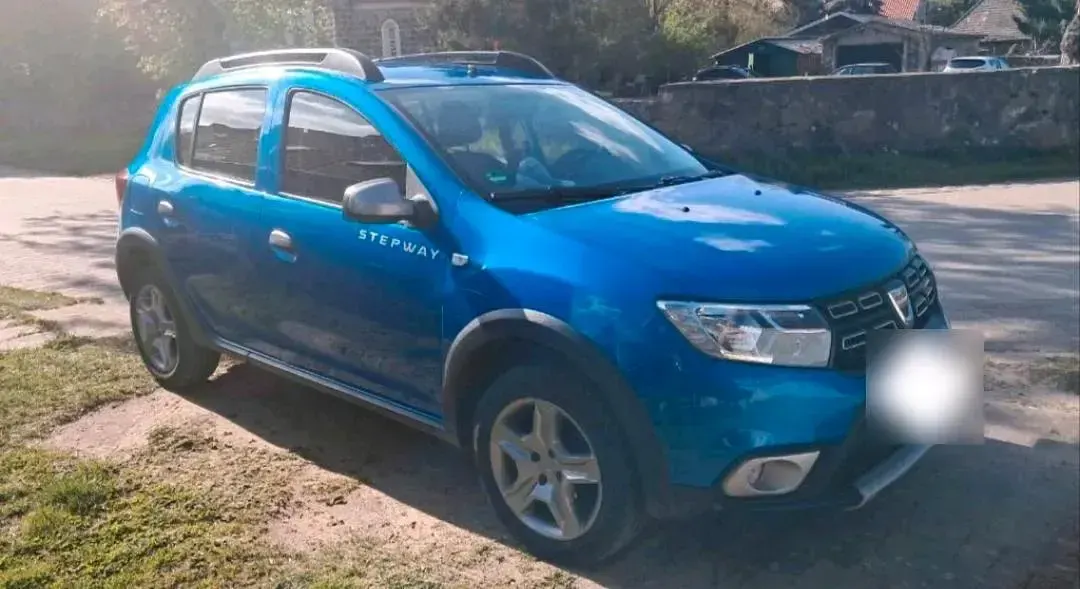 Gebraucht Dacia Sandero Stepway 89 PS (65 kW) 2018 Blau Limousine