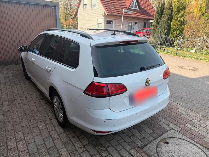 Second-hand VW Golf VII 110 CP (80 kW) 2015 Alb Break