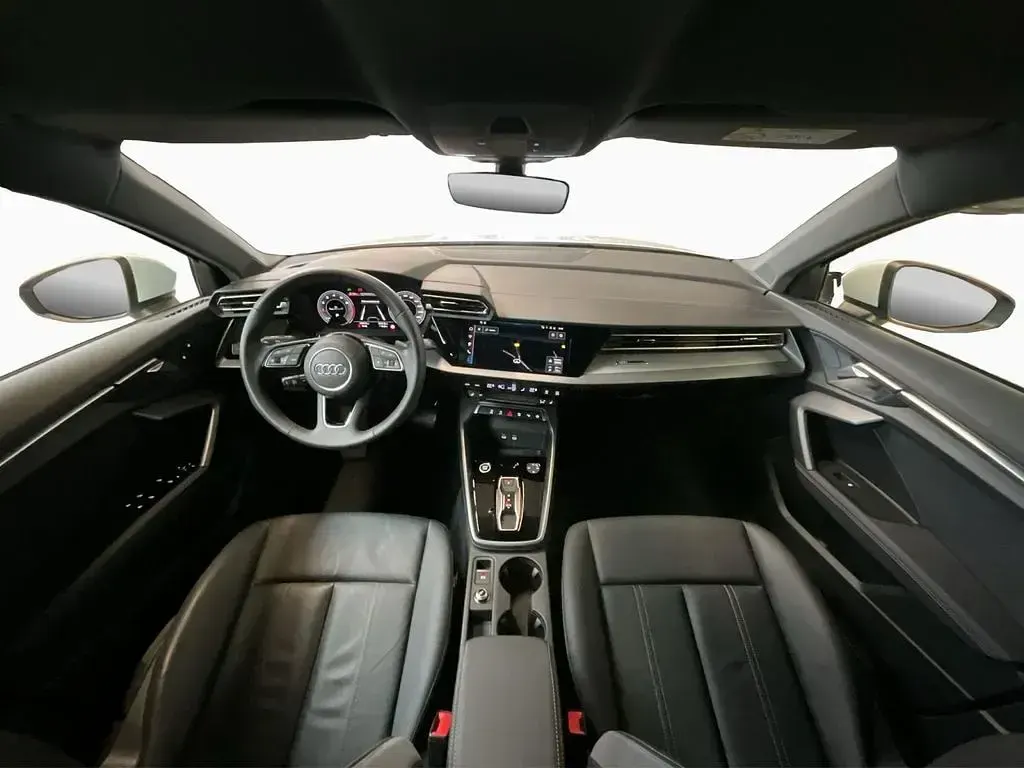 Gebraucht Audi A3 S-line plus 150 PS (110 kW) 2025 Weiß Limousine