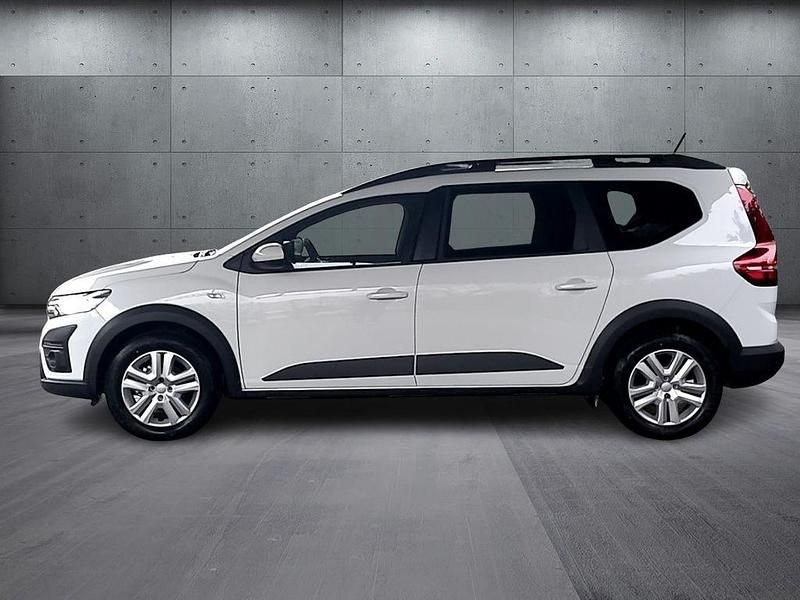 Gebraucht Dacia Jogger Expression 91 PS (66 kW) 2024 Weiß Van / Kleinbus