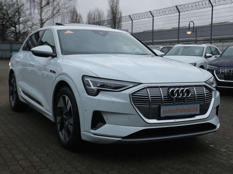 Gebraucht Audi e-tron S-Line 230 kW (313 PS) 2020 Weiß SUV
