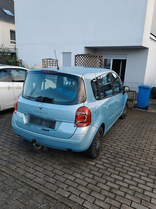 Gebraucht Renault Modus 100 PS (73 kW) 2008 Beige Van / Kleinbus