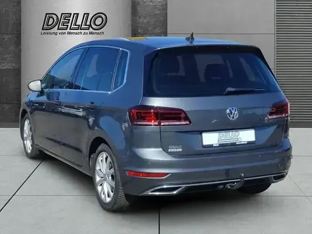 Gebraucht VW Golf VII Highline 150 PS (110 kW) 2020 Grau Van / Kleinbus