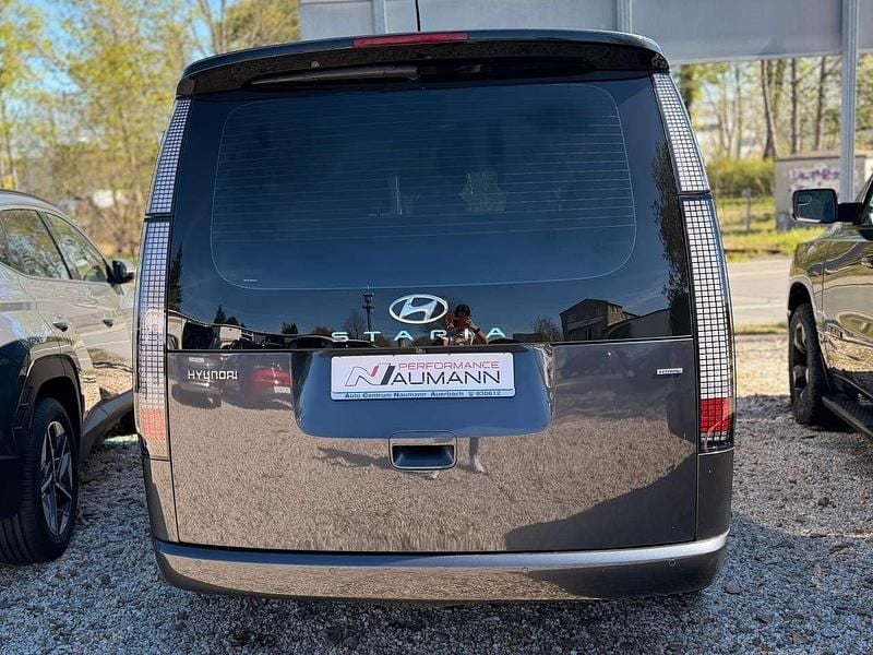 Gebraucht Hyundai Staria Trend 177 PS (130 kW) 2022 Graphite gray Van / Kleinbus