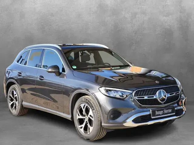 Gebraucht Mercedes GLC220 Avantgarde 197 PS (144 kW) 2024 Lack graphitgrau SUV