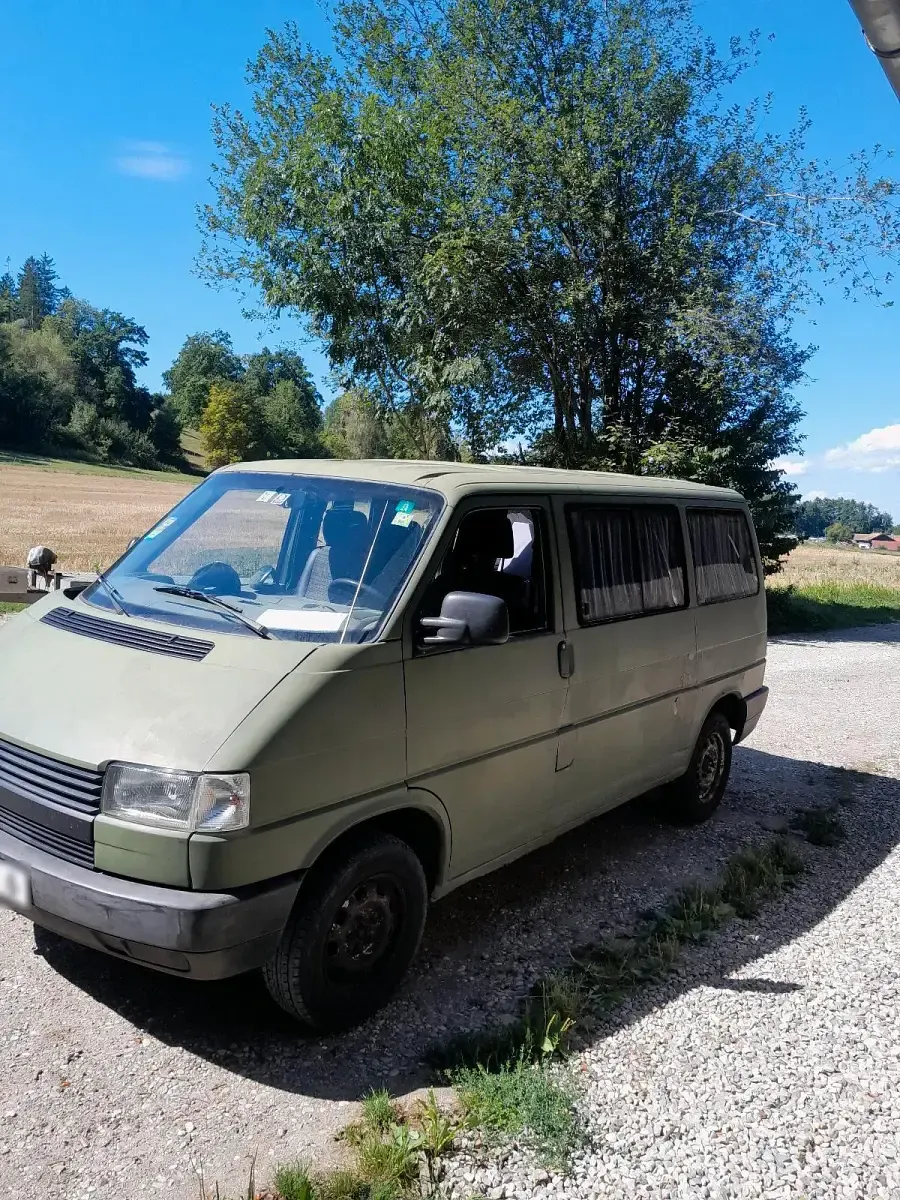 Gebraucht VW T4 68 PS (50 kW) 1993 Grün Van