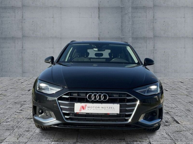 Gebraucht Audi A4 Advanced 150 PS (110 kW) 2021 Schwarz Kombi