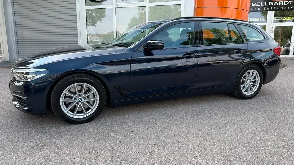 Gebraucht BMW 530 265 PS (194 kW) 2019 Blau Limousine
