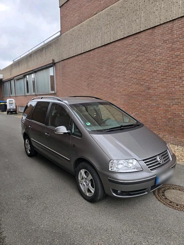 Gebraucht VW Sharan 140 PS (102 kW) 2009 Grün Van / Kleinbus