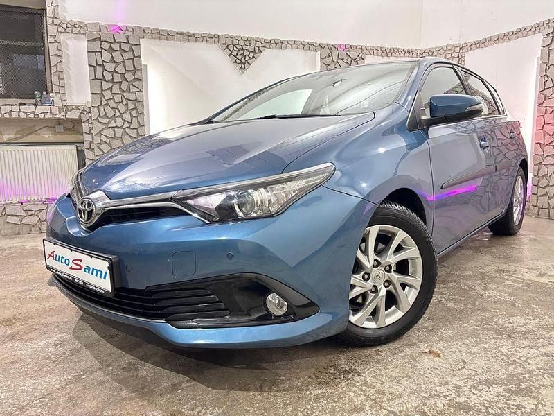 Gebraucht Toyota Auris Edition-S 116 PS (85 kW) 2016 Blau Limousine
