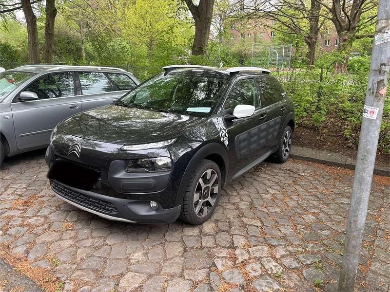 Schwarz Gebraucht 2016 Citroën C4 Cactus Rip Curl Kleinwagen | 8.499 € (Guter Preis) - Bild 1/2