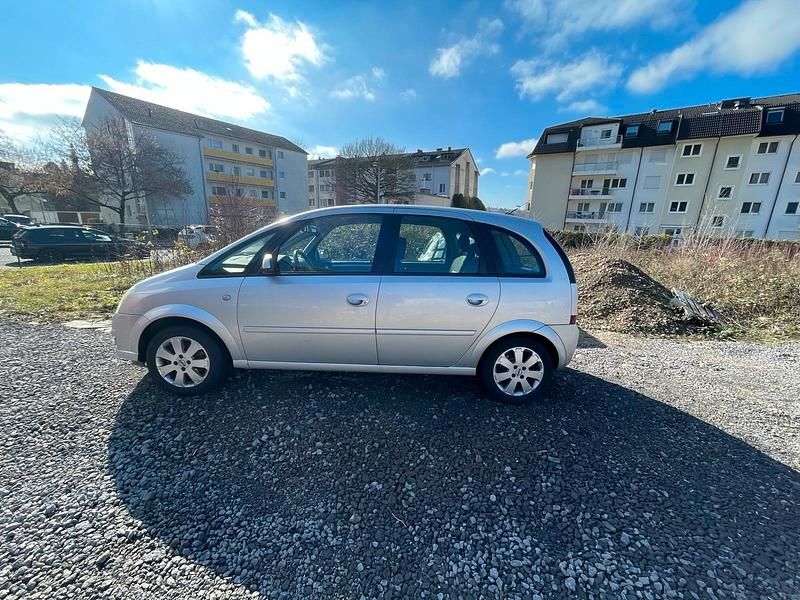 Gebraucht Opel Meriva 105 PS (77 kW) 2006 Silber Van / Kleinbus