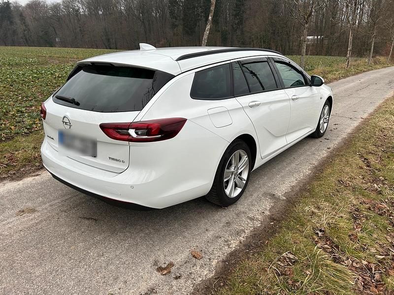Gebraucht Opel Insignia 136 PS (100 kW) 2018 Weiß Kombi