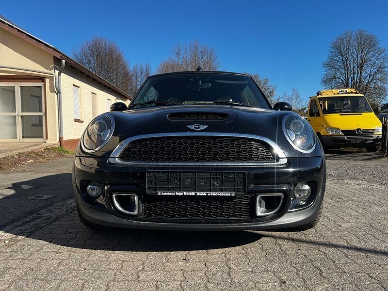 Gebraucht Mini Cooper SD Cabriolet 143 PS (105 kW) 2015 Schwarz Cabrio