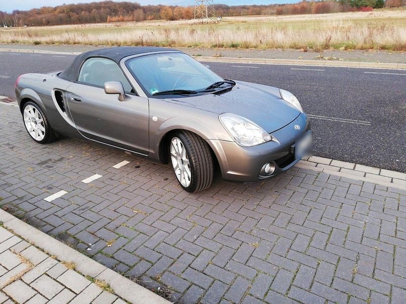 Gebraucht Toyota MR2 Edition-S 140 PS (102 kW) 2005 Grau Cabrio