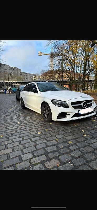 Weiß Gebraucht 2020 Mercedes C200 Kombi | 26.000 € (Fairer Preis) - Bild 1/4