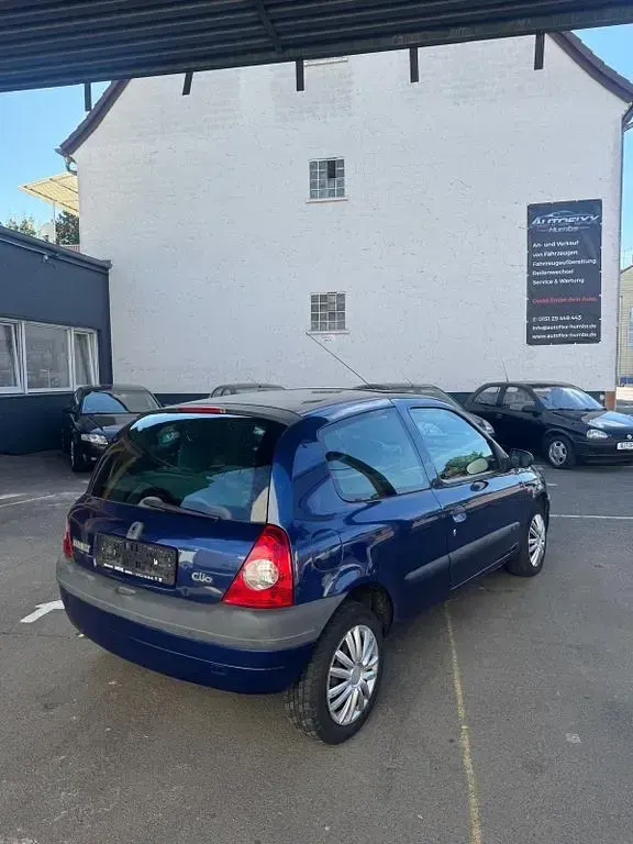 Gebraucht Renault Clio II Basis 58 PS (42 kW) 1999 Blau Limousine