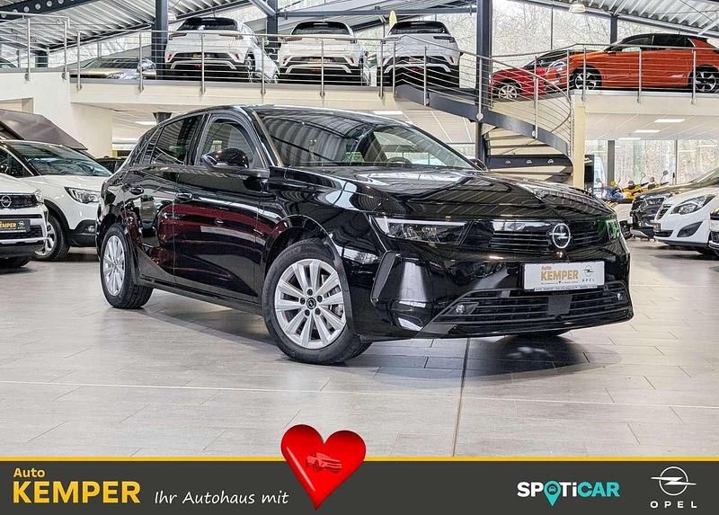 Schwarz Gebraucht 2024 Opel Astra Edition Limousine | 20.850 € (Guter Preis) - Bild 1/4