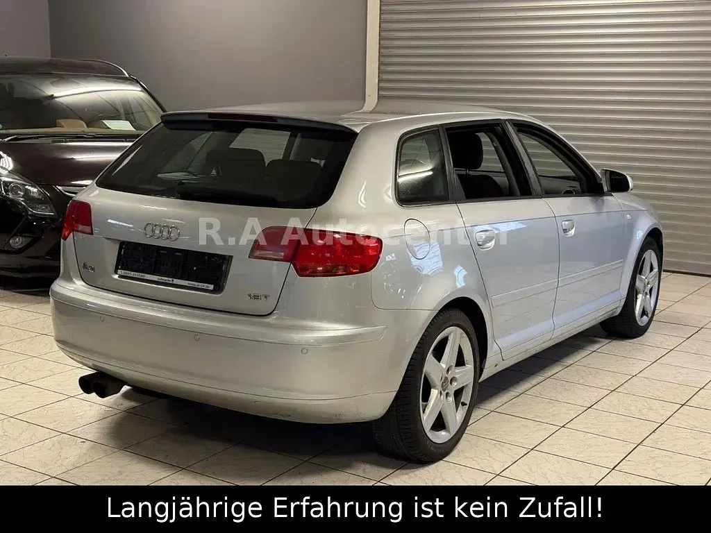 Second-hand Audi A3 Sport 160 CP (117 kW) 2008 Argintiu Hatchback