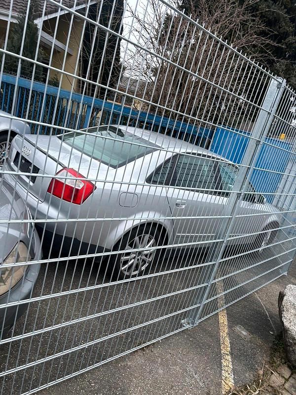 Gebraucht Audi A4 130 PS (95 kW) 2002 Silber Limousine