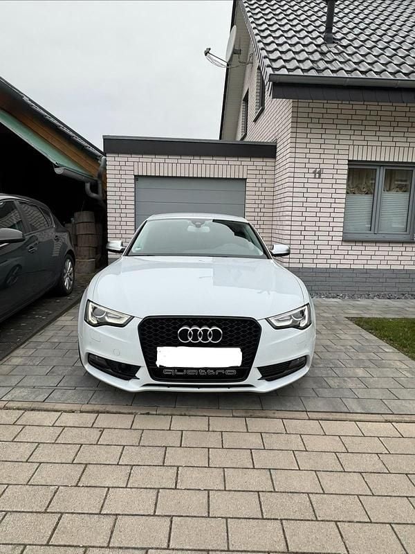 Gebraucht Audi A5 Design 245 PS (180 kW) 2013 Weiß Coupé