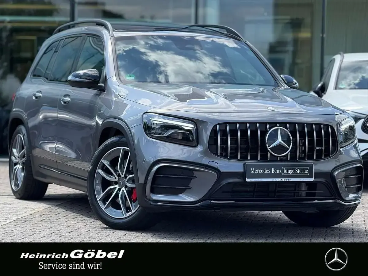 Gebraucht Mercedes GLB35 AMG 306 PS (225 kW) 2024 Grau SUV