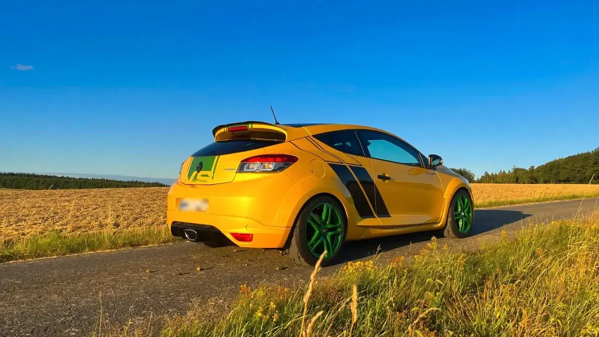 Gebraucht Renault Mégane Coupé R.S. 273 PS (200 kW) 2016 Gelb Coupé
