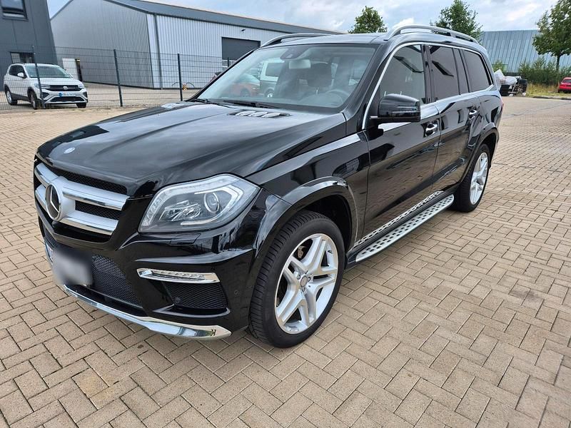 Schwarz Gebraucht 2015 Mercedes GL500 SUV | 33.500 € (Fairer Preis) - Bild 1/4