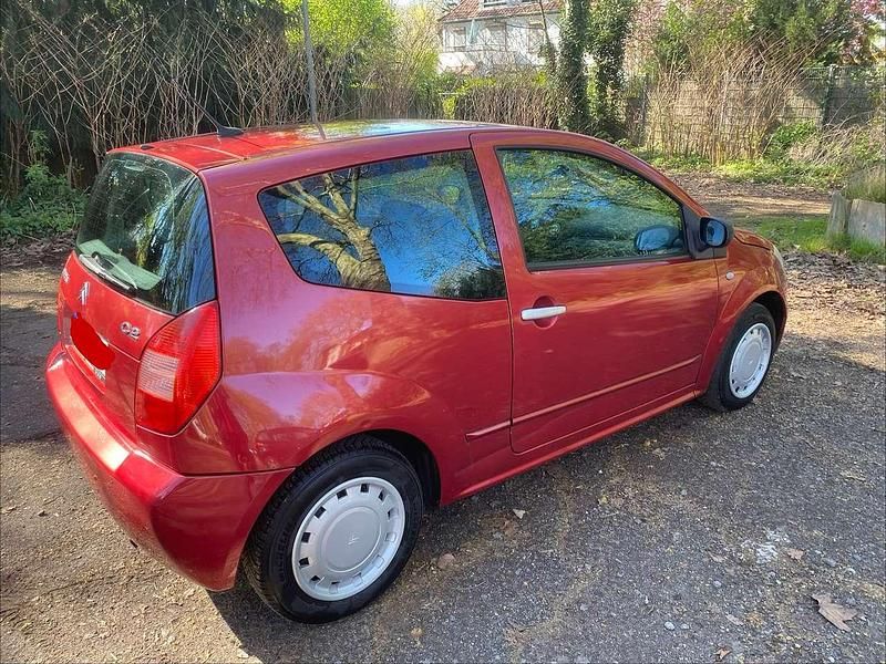 Gebraucht Citroën C2 60 PS (44 kW) 2004 Rot Kleinwagen