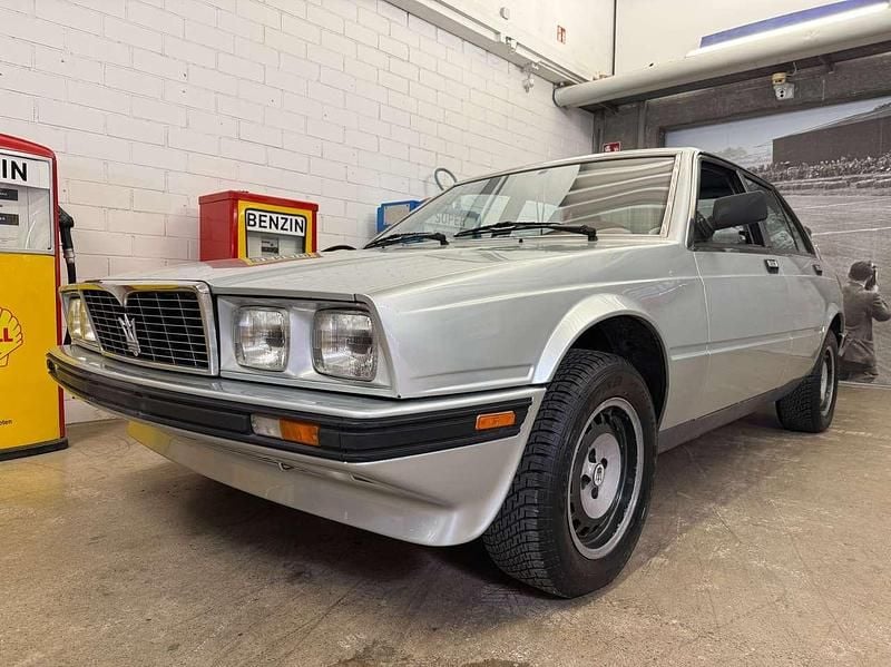 Gebraucht Maserati 420 185 PS (136 kW) 1985 Silber Limousine