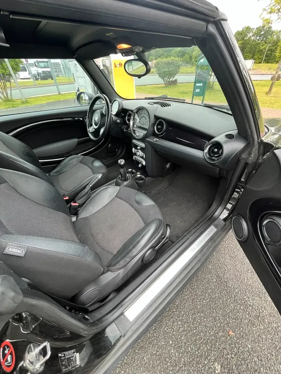 Gebraucht Mini Cooper Cabriolet 120 PS (88 kW) 2009 Schwarz Cabrio