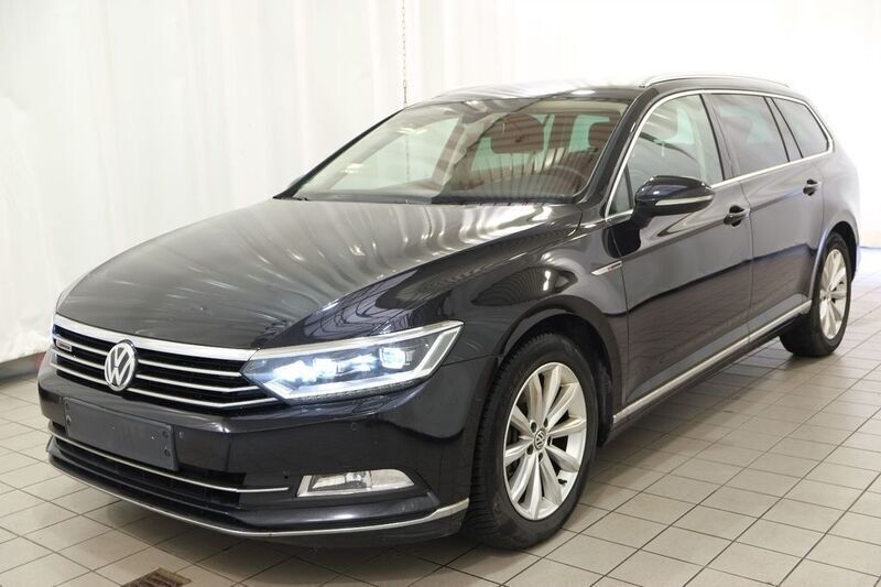 Schwarz Gebraucht 2015 VW Passat Highline Kombi | 10.000 € - Bild 1/4