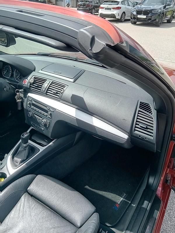 Rot Gebraucht 2008 BMW 118 Cabriolet Cabrio | 4.900 € (Superpreis) - Bild 1/4