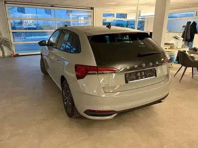 Gebraucht Skoda Scala Drive 116 PS (85 kW) 2024 Grau Kleinwagen