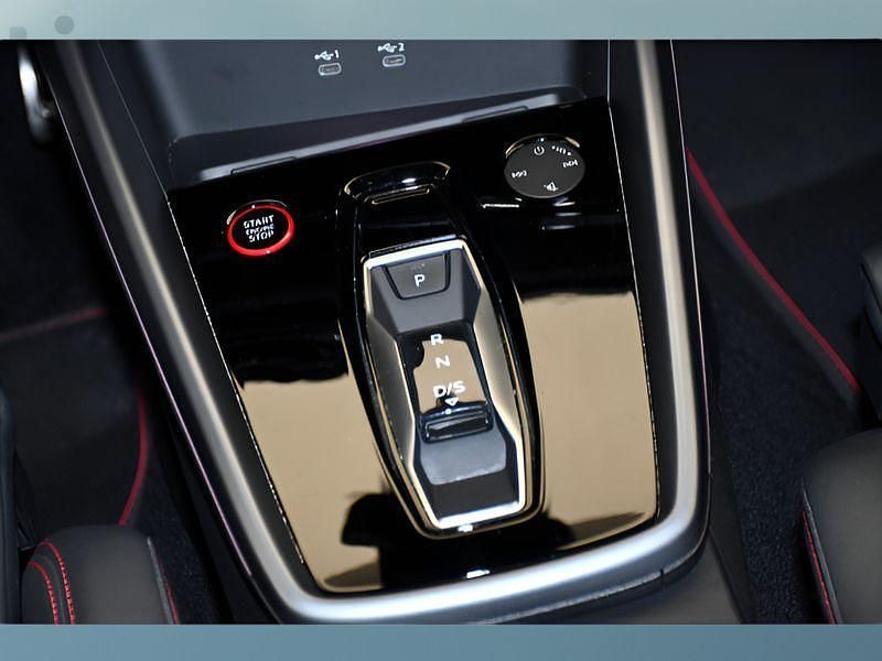 Gebraucht Audi S3 Sportback 333 PS (244 kW) 2024 Grau Kleinwagen