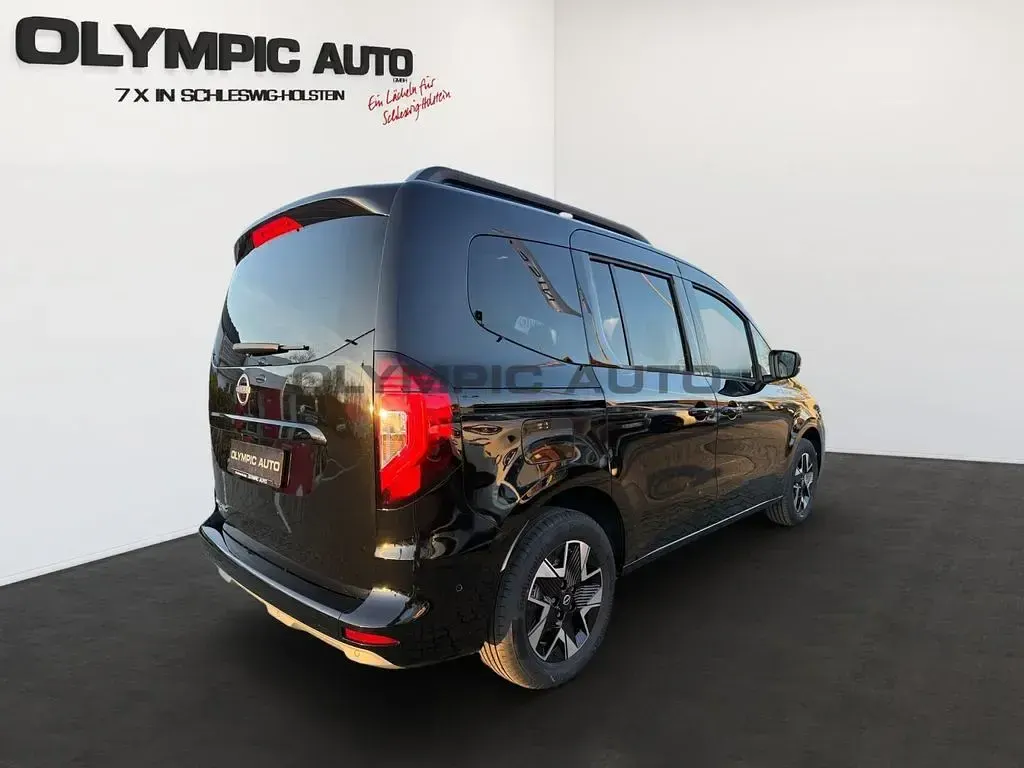 Neu Nissan Townstar Tekna 131 PS (96 kW) 2026 Schwarz Kombi