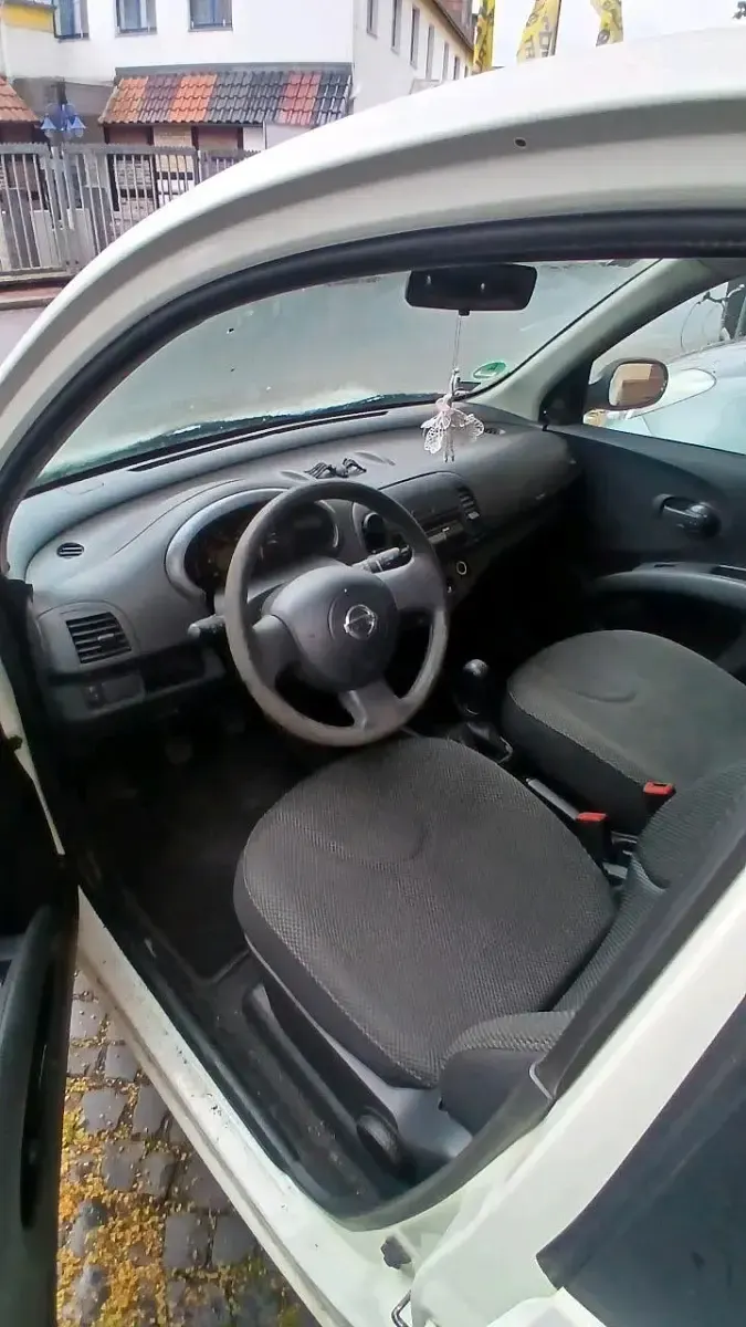 Gebraucht Nissan Micra 78 PS (57 kW) 2009 Weiß Kleinwagen