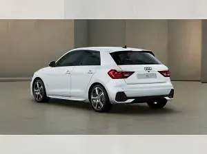 Neu Audi A1 95 PS (69 kW) 2026 Weiß (gletscherweiß metallic) SUV