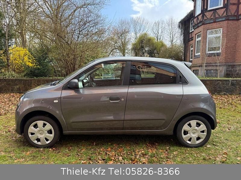 Gebraucht Renault Twingo 69 PS (50 kW) 2018 Grau Kleinwagen