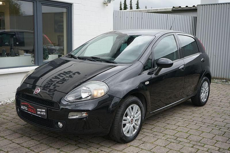 Schwarz Gebraucht 2018 Fiat Punto More Kleinwagen | 4.999 € (Fairer Preis) - Bild 1/4