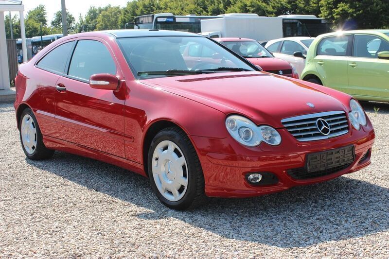 Rot Gebraucht 2006 Mercedes C160 Coupé | 3.690 € (Fairer Preis) - Bild 1/4