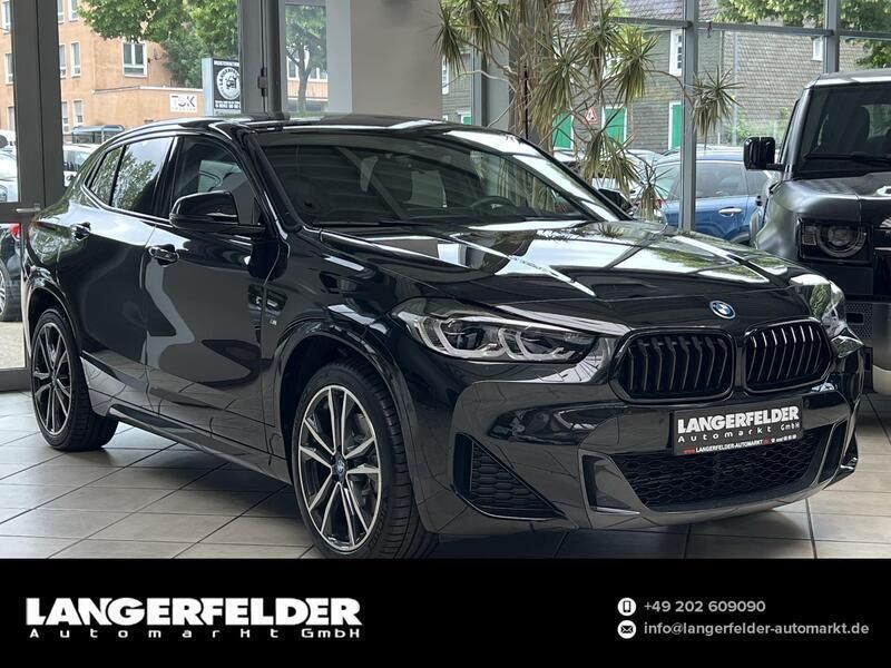 Black sapphire metallic Gebraucht 2024 BMW X2 M Sport SUV | 41.999 € (Teuer) - Bild 1/4