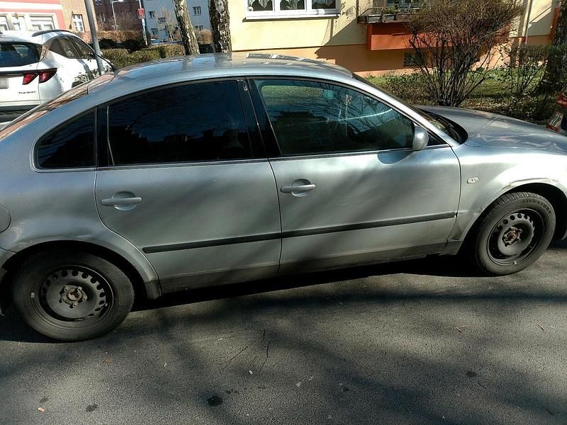 Gebraucht VW Golf IV 131 PS (96 kW) 2003 Silber Limousine