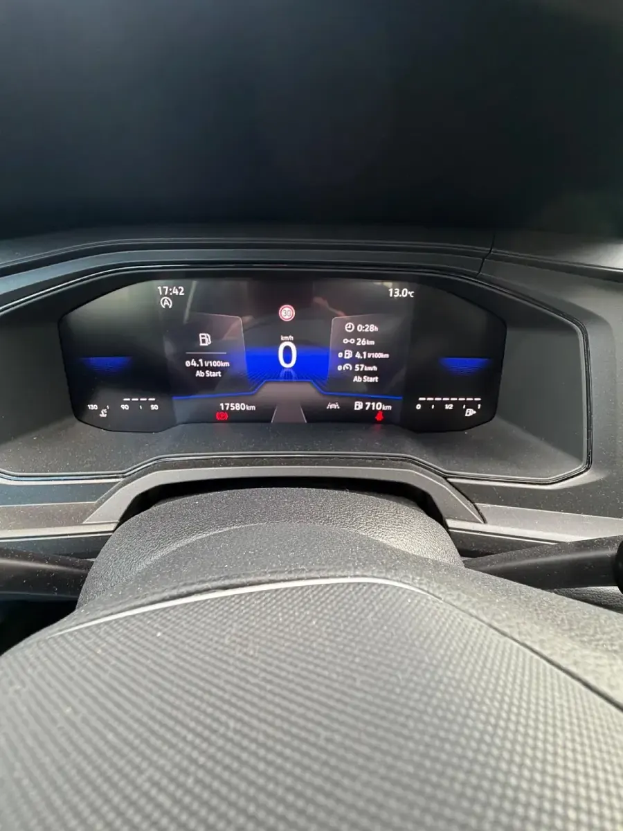 Gebraucht VW Taigo 95 PS (69 kW) 2024 Blau SUV