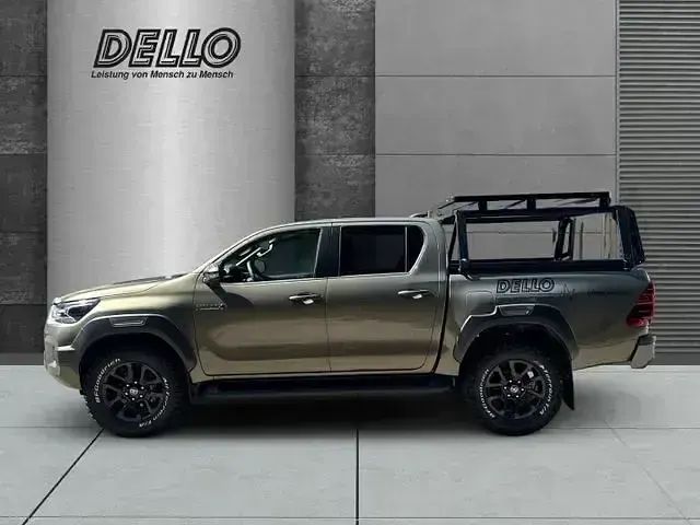 Gebraucht Toyota HiLux Style 204 PS (150 kW) 2025 Braun Pickup