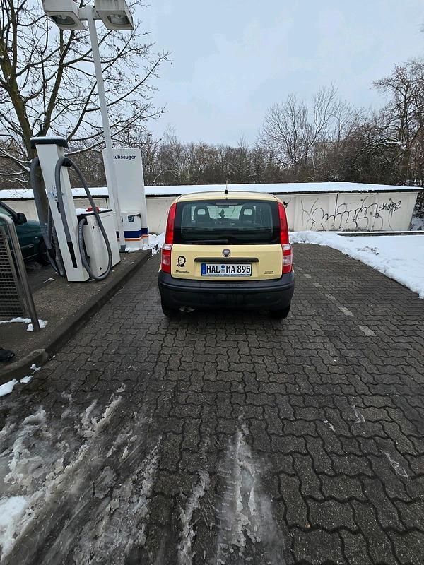 Gebraucht Fiat Panda 60 PS (44 kW) 2010 Gelb Kleinwagen