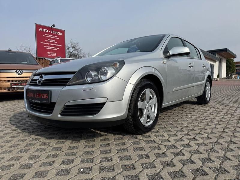 Gebraucht Opel Astra 105 PS (77 kW) 2005 Silber Limousine