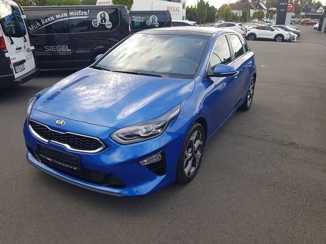 Gebraucht Kia Ceed Spirit 140 PS (102 kW) 2018 Blau Kleinwagen