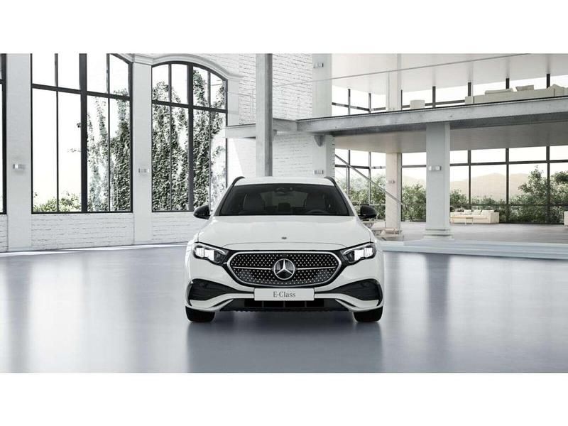 Gebraucht Mercedes E220 AMG 197 PS (144 kW) 2025 Unilack polarweiß Kombi